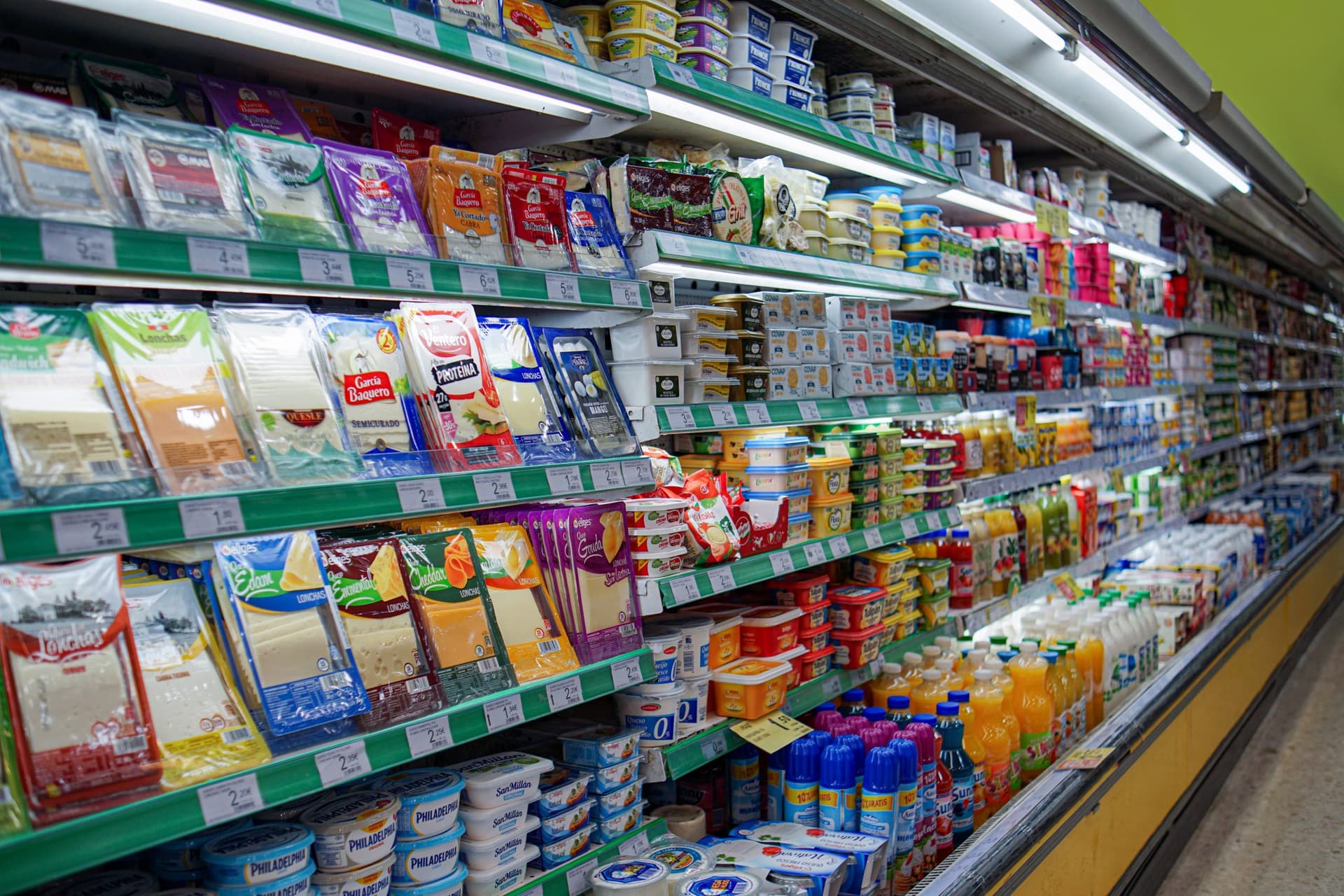 Packaged foods with front-of-pack marketing claims